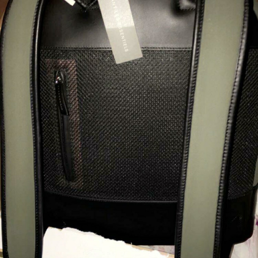 Moda Operandi - Picture 4 of 5